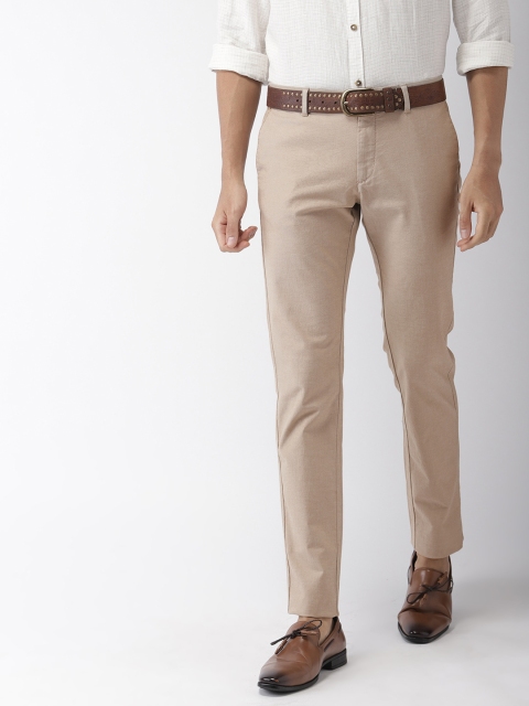 

Indian Terrain Men Beige Brooklyn Slim Fit Solid Regular Trousers