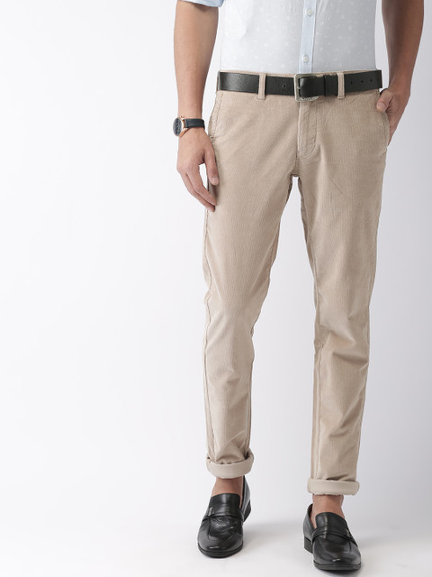 

Indian Terrain Men Beige Brooklyn Slim Fit Solid Regular Trousers