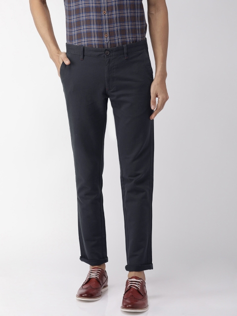 

Indian Terrain Men Charcoal Grey Brooklyn Self-Striped Slim Narrow Fit Regular Trousers