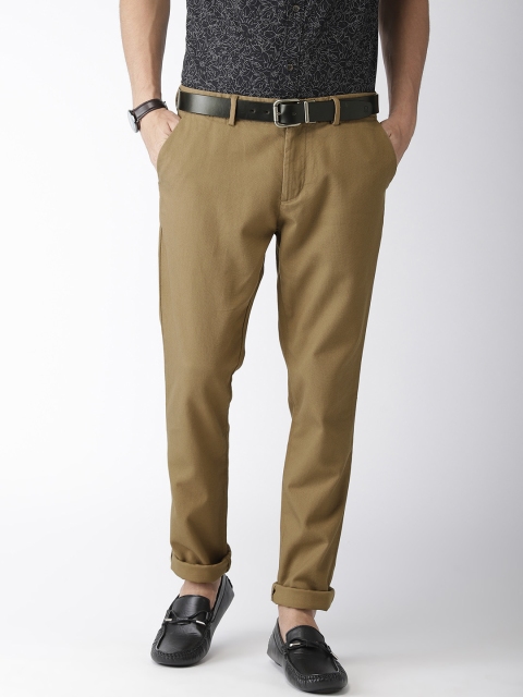 

Indian Terrain Men Khaki Comfort Regular Fit Self Design Regular Trousers