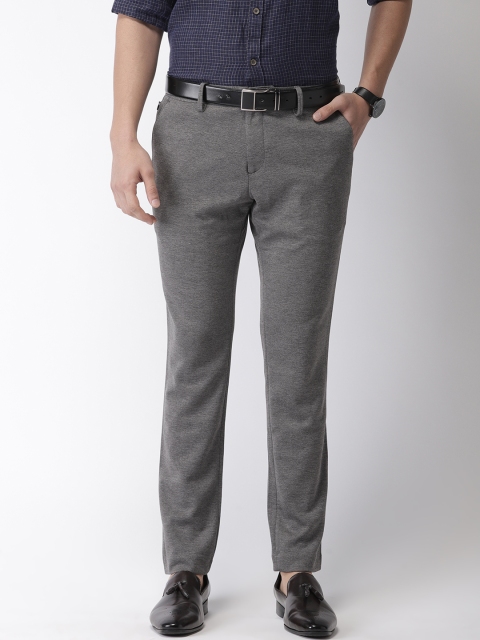 

Indian Terrain Men Grey Regular Fit Solid Regular Trousers
