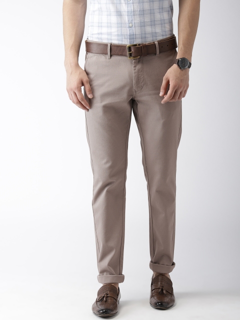 

Indian Terrain Men Grey Brooklyn Slim Fit Self Design Regular Trousers