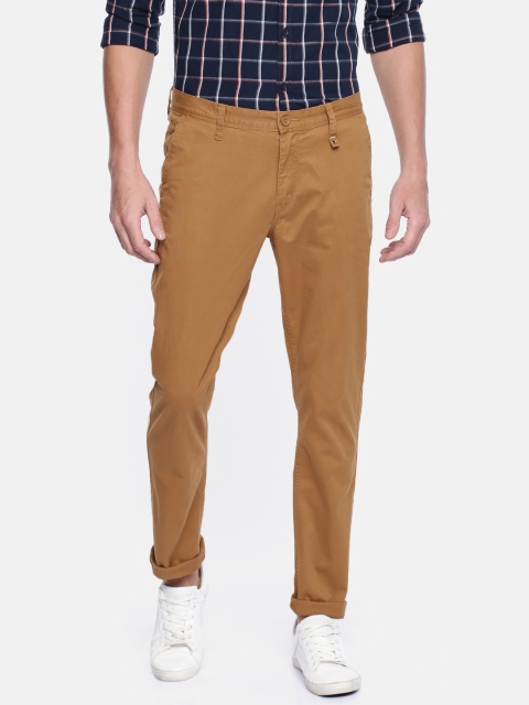 

Lee Men Khaki Bruce Skinny Fit Solid Chinos