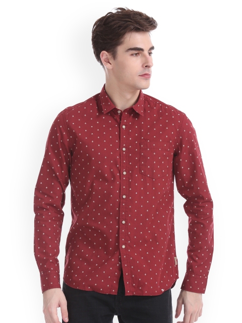 

Flying Machine Men Maroon Regular Fit Printed Casual Shirt