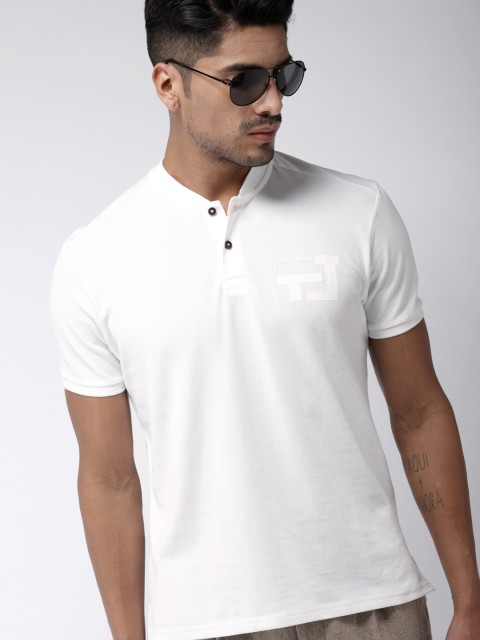 

Indian Terrain Men White Solid Henley Neck T-shirt