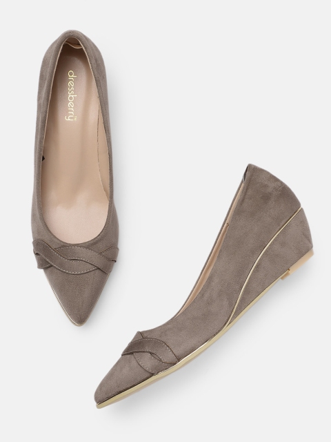 

DressBerry Women Grey Solid Pumps