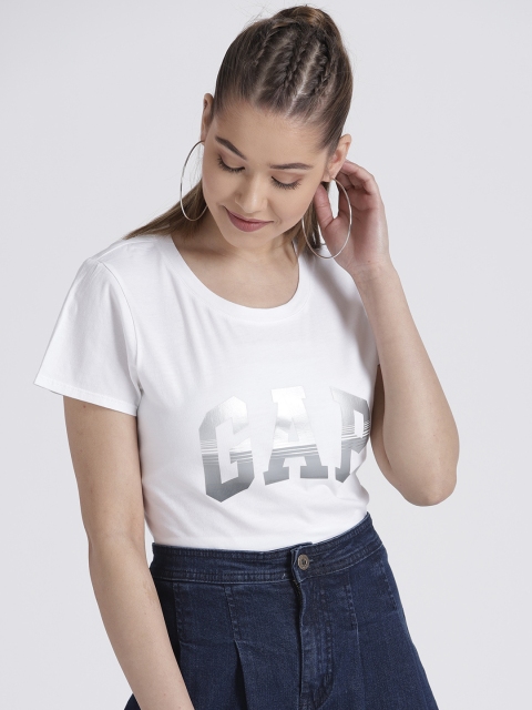 

GAP Women White Printed Round Neck T-shirt