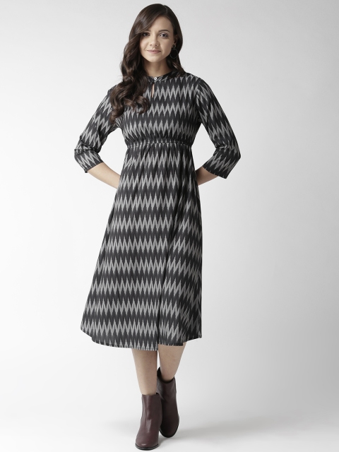 

Hubberholme Women Black & Grey Printed Midi Empire Dress