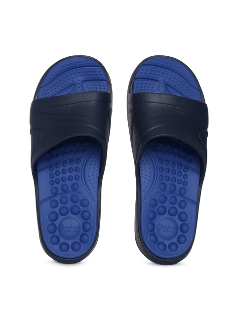 

Crocs Unisex Black & Blue Solid Sliders
