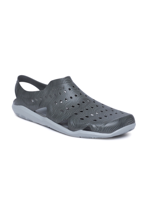 

Crocs Swiftwater Men Grey Clogs