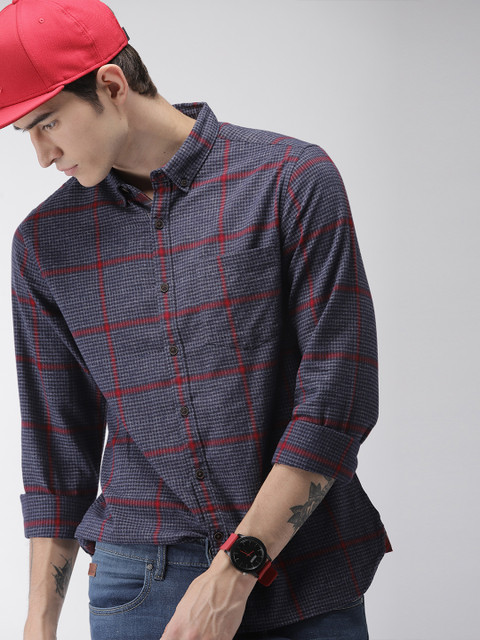 

Harvard Men Blue & Red Regular Fit Checked Casual Shirt