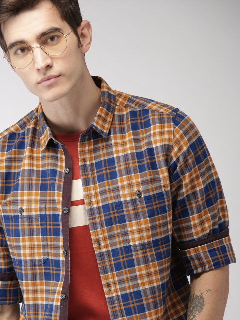 

Harvard Men Navy Blue & Mustard Yellow Checked Casual Shirt