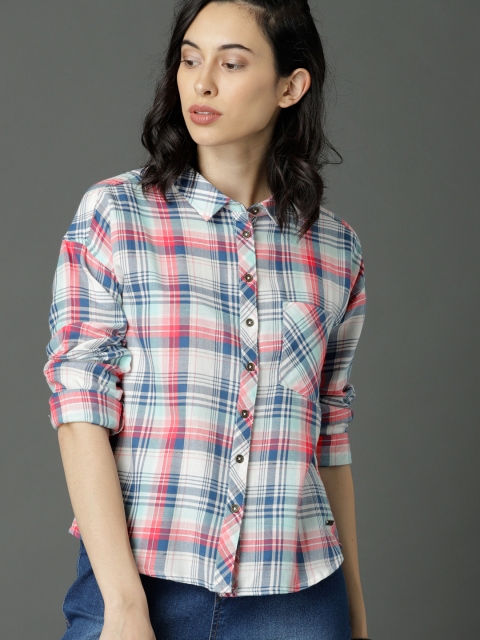 

Roadster Women Pink & White Slim Fit Checked Shirt