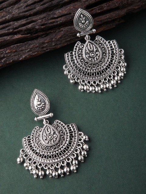 

Rubans Silver-Toned Handcrafted Oxidised Classic Chandbalis