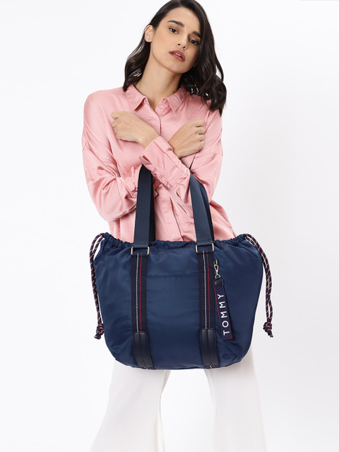 

Tommy Hilfiger Blue Solid Shoulder Bag