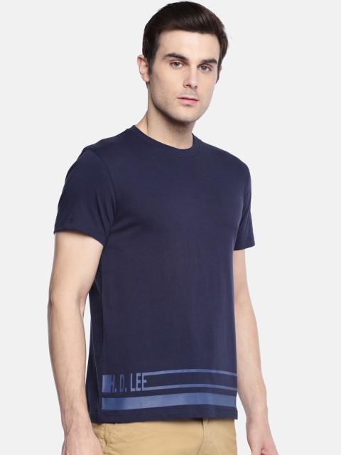 

Lee Men Navy Blue Solid Round Neck T-shirt