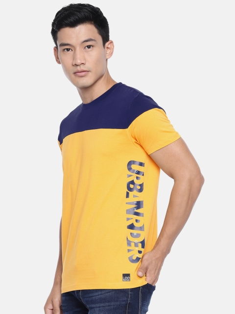 

Lee Men Yellow & Navy Colourblocked Round Neck T-shirt