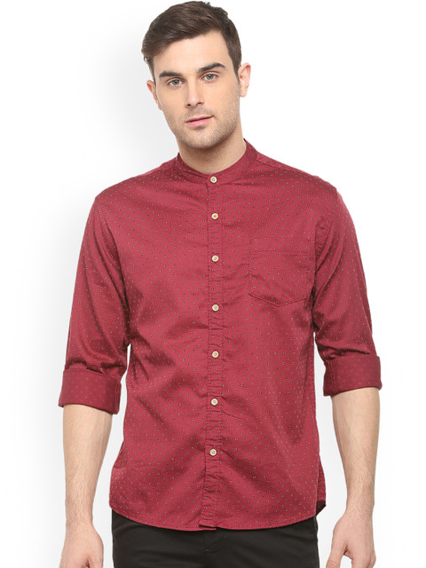 

People Men Maroon Regular Fit Printed Casual Shirt