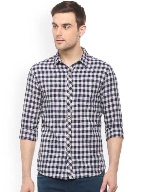 

People Men Navy Blue & White Slim Fit Checked Casual Shirt