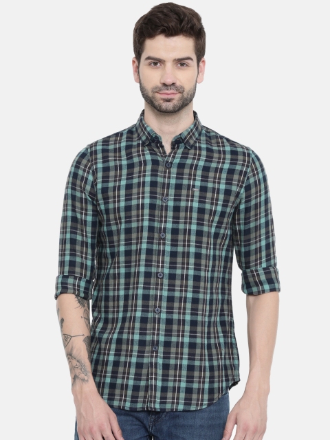 

Lee Men Green & Navy Blue Slim Fit Checked Casual Shirt