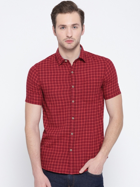 

Lee Men Red & Orange Super Slim Fit Checked Casual Shirt