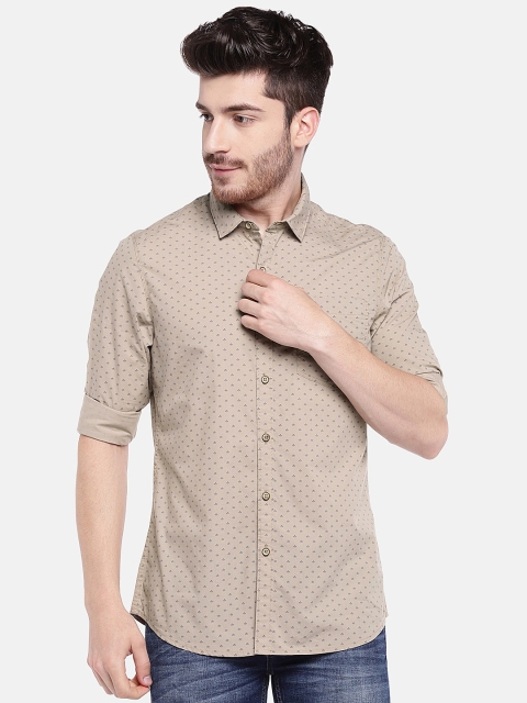 

Lee Men Beige Slim Fit Printed Casual Shirt