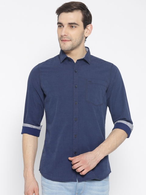 

Lee Men Navy Blue Slim Fit Solid Casual Shirt