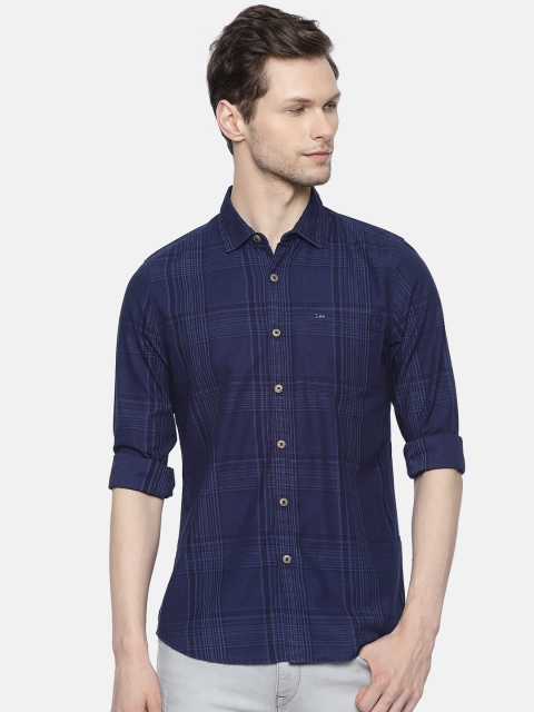 

Lee Men Blue Slim Fit Checked Casual Shirt