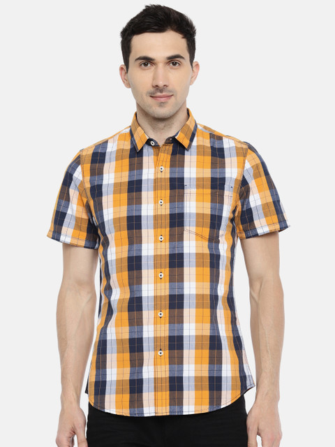 

Lee Men Yellow & Navy Blue Slim Fit Checked Casual Shirt