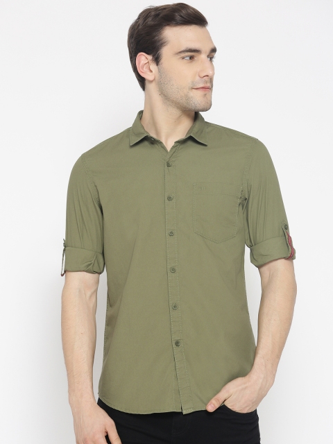 

Lee Men Olive Green Slim Fit Solid Casual Shirt