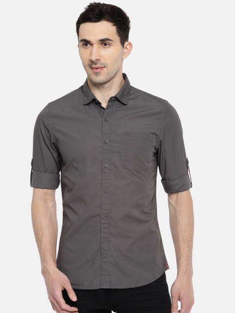 

Lee Men Charcoal Grey Slim Fit Solid Casual Shirt