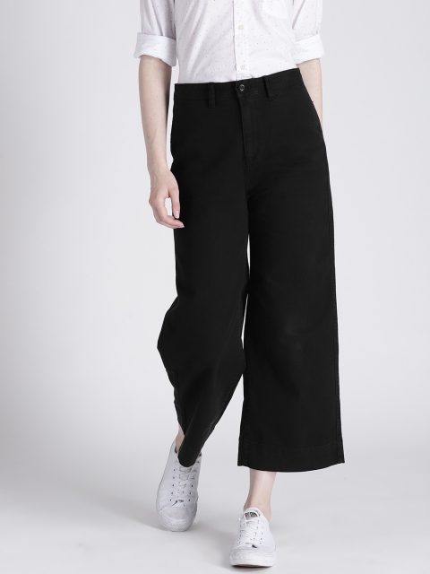 

GAP Women's High Rise Wide-Leg Crop Chinos, Black