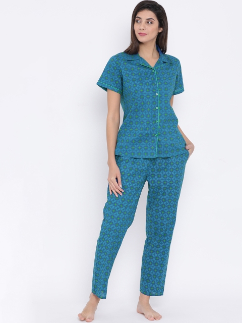 

Clovia Women Blue Printed Night suit