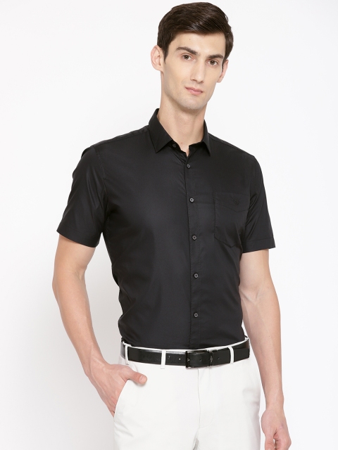 

Van Heusen Sport Men Black Slim Fit Solid Formal Shirt
