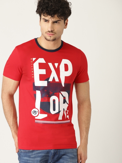 

United Colors of Benetton Men Red Printed Round Neck T-shirt