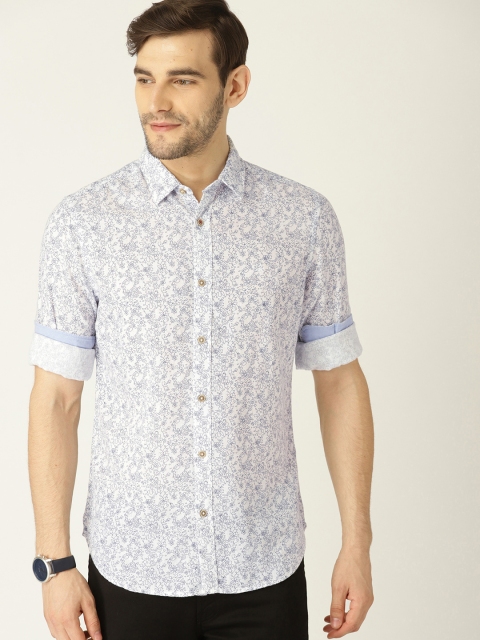 

United Colors of Benetton Men White & Navy Blue Regular Fit Printed Casual Shirt