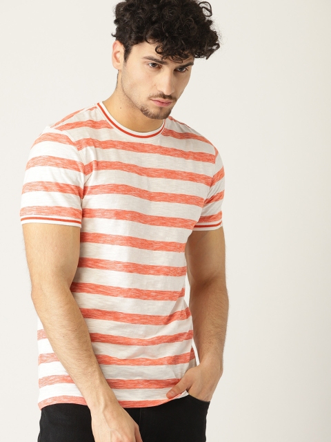 

United Colors of Benetton Men White & Red Striped Round Neck T-shirt