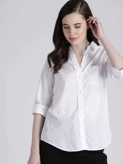 

GAP Women's Fitted Boyfriend Shirt, White