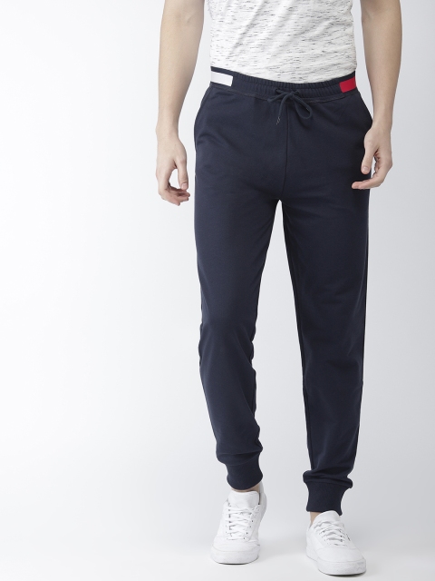 

Tommy Hilfiger Men Navy Blue Regular Fit Solid Track Pants