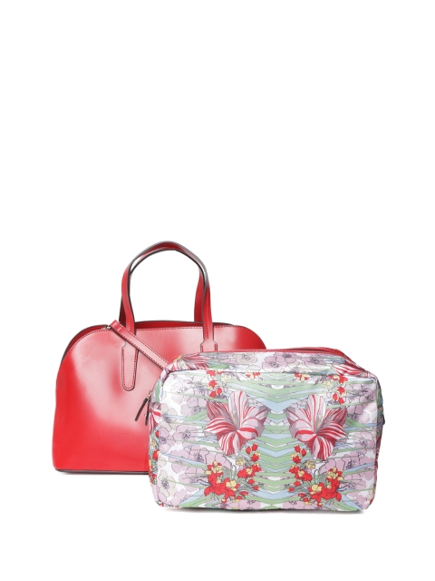 

CARPISA Red Solid Handheld Bag