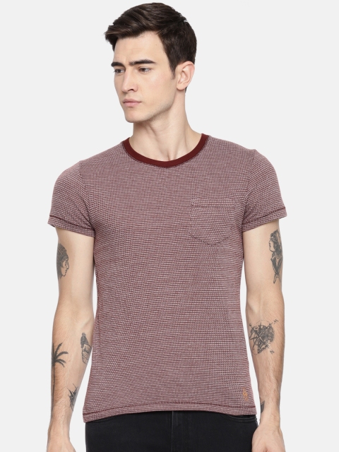 

Jack & Jones Men Burgundy Self Design Round Neck T-shirt