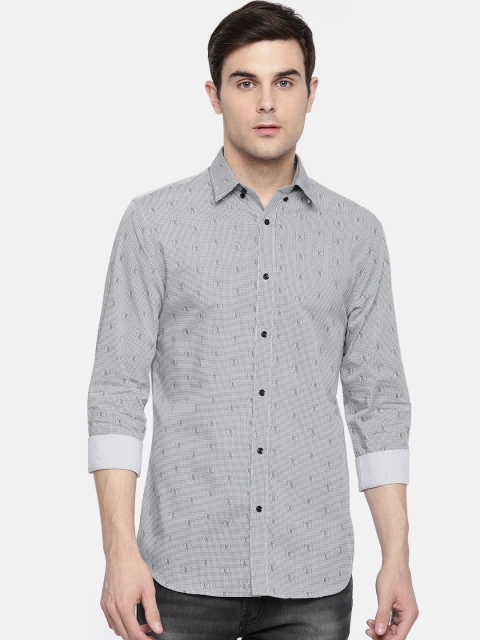 

Jack & Jones Men White & Black Slim Fit Checked Casual Shirt