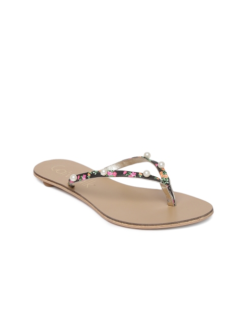 

Catwalk Women Black Printed Open Toe Flats