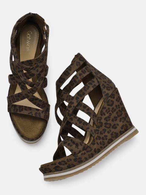 

Catwalk Women Brown Printed Sandals