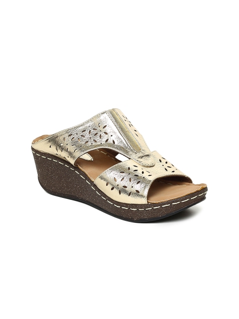 

Catwalk Women Gold-Toned Heels