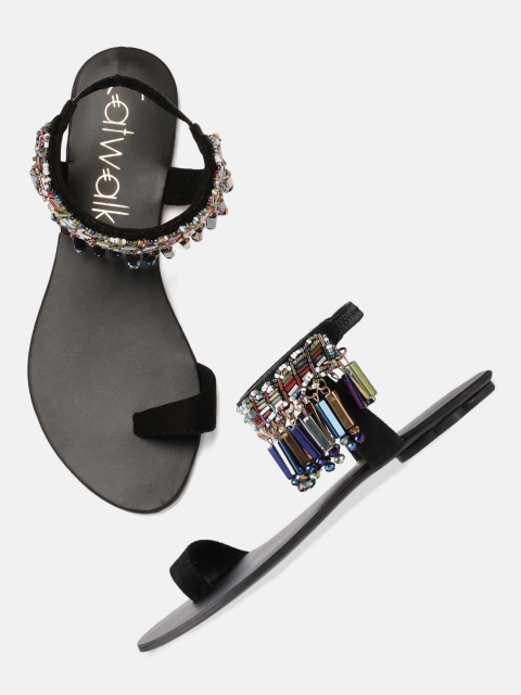 

Catwalk Women Black Embellished One Toe Flats