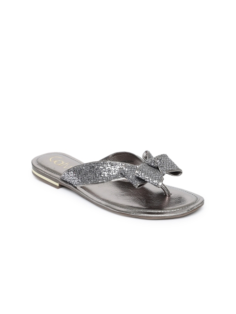 

Catwalk Women Silver-Toned Solid Open Toe Flats