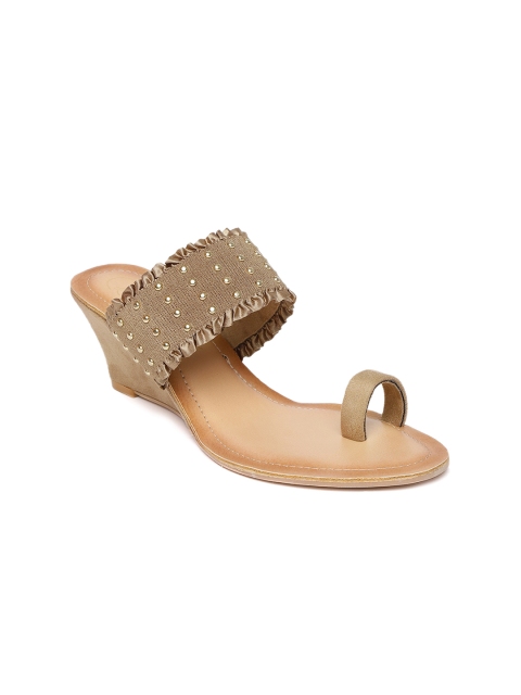 

Catwalk Women Taupe Colored Solid Sandals