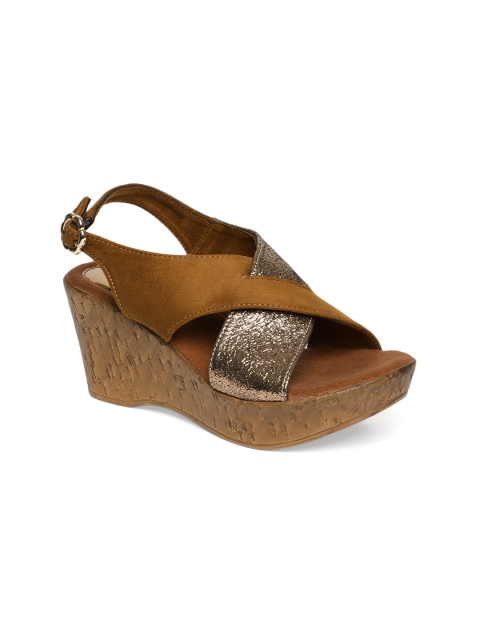 

Catwalk Women Brown Solid Sandals