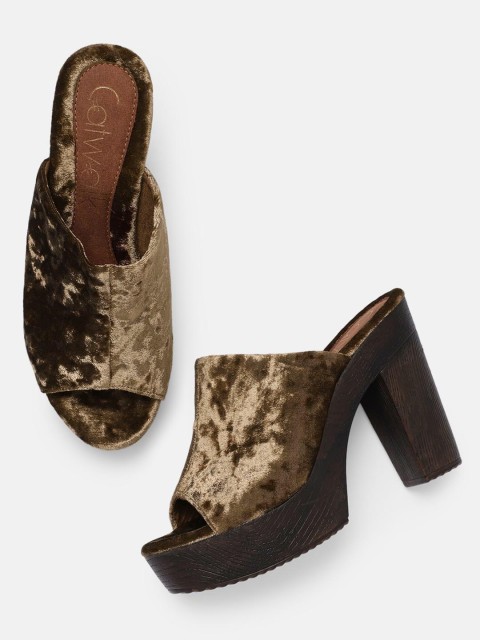 

Catwalk Women Copper-Toned Solid Sandals